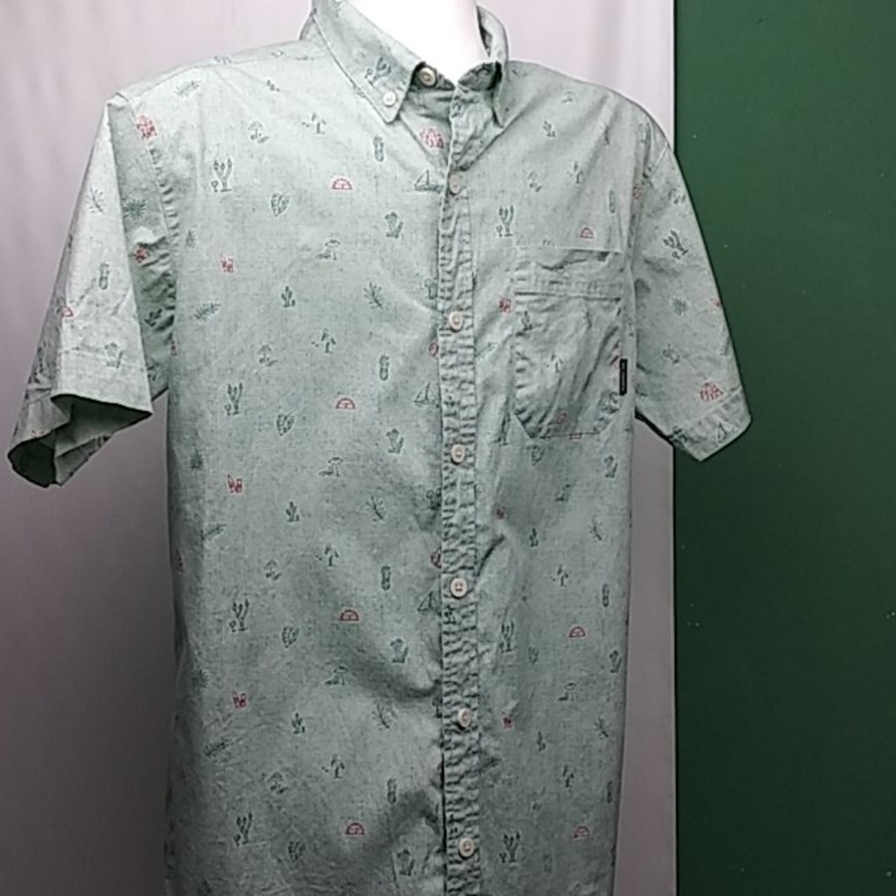 Columbia mens casual shirt.